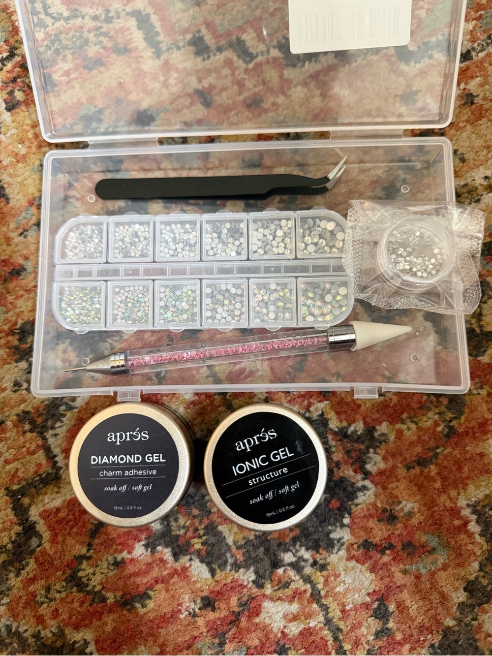 Crystal Nail Art Rhinestone Kit with Après Diamond & Ionic Gel